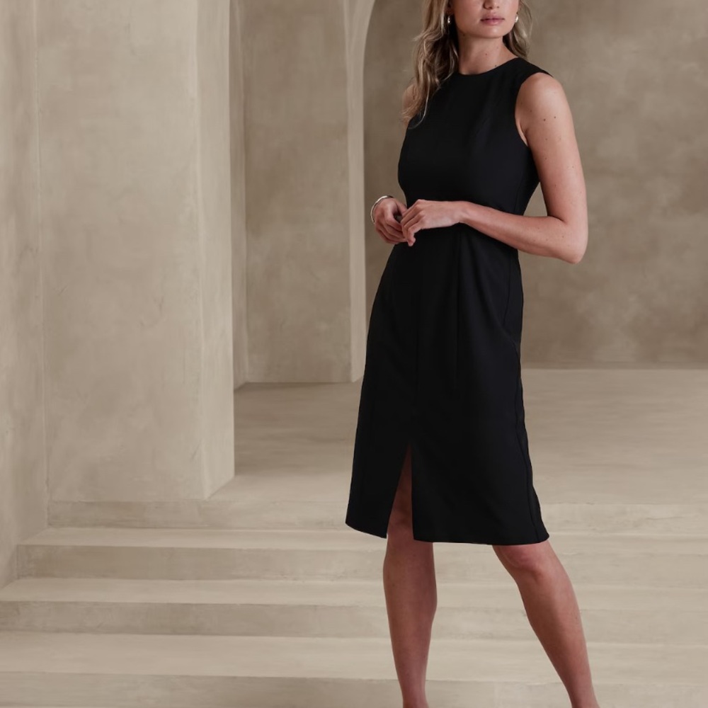 *Brand New* Basic Knee-Length Sheath Dress